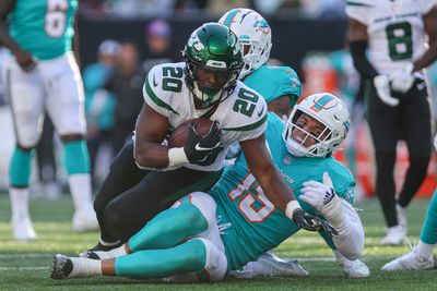 Jets ‘Breece’ past Dolphins, 40-17, with five rushing touchdowns