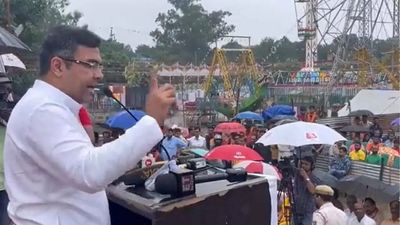 Police claims filing FIR against organisers for 'hate speech' event in Delhi's Dilshad Garden; VHP says 'laughable'