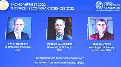 Bernanke, Diamond, Dybvig Win Nobel Economics Prize for Financial Crises Studies