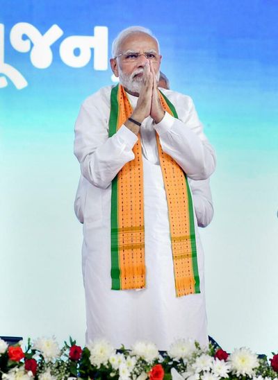 PM Modi senses ‘silent’ poll campaign by Congress in Gujarat, sounds out BJP cadres