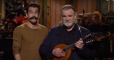 Colin Farrell surprises fans as he crashes Brendan Gleeson's Saturday Night Live monologue