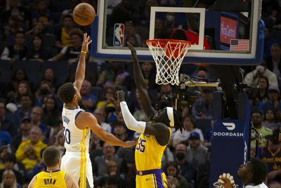 Warriors vs. Lakers: Jordan Poole, Steph Curry combine for 49 points in preseason loss