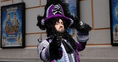 First look as Jason Manford transforms into Captain Hook for panto debut in Manchester