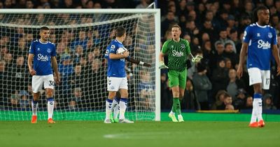 Everton players made fatal Goodison Park mistake in Manchester United loss