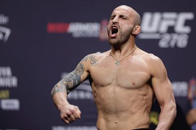 Alexander Volkanovski says he’s UFC 280 title-fight backup for for Charles Oliveira vs. Islam Makhachev