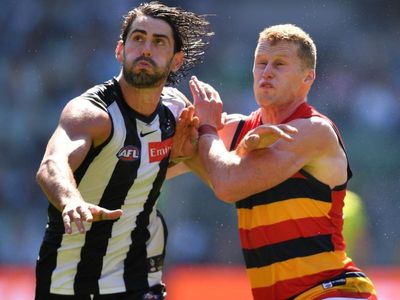 Magpies star Grundy traded to Melbourne