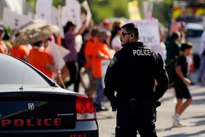 Uvalde school chief plans to retire after community outrage