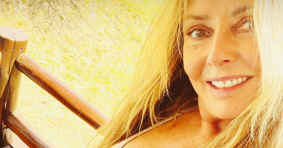 Carol Vorderman 'looks half her age' after waving bye to summer
