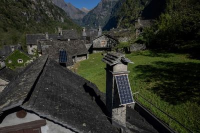 Winter power shortages won't worry off-grid Swiss valley