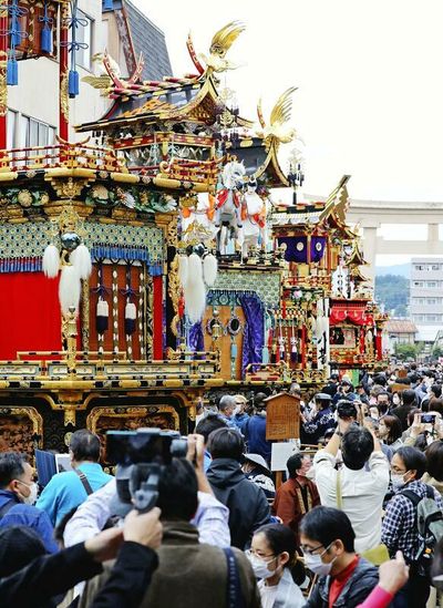 Takayama festival held for 1st time in 3 years