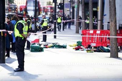 Bishopsgate: Man, 25, charged after three stabbed in attempted phone robbery near Liverpool Street Station