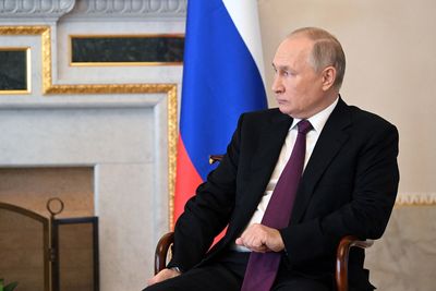 Putin says Russia not working 'against anyone' in energy markets