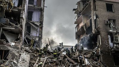 New round of Russian missile strikes hits civilian infrastructure in Ukraine