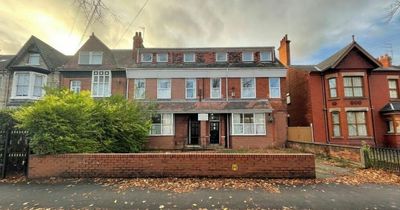 Inside 19-bedroom house going on auction for just £230,000 - but there's a catch