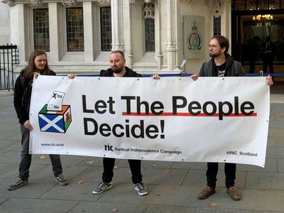 Thousands sign up for rally to coincide with Supreme Court indyref2 ruling