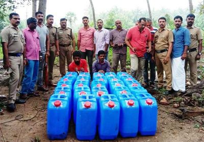 900-litre spirit seized at Kozhinjampara