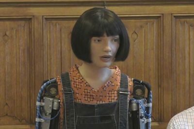 Watch as AI robot makes history speaking in Westminster on ‘a creative future’