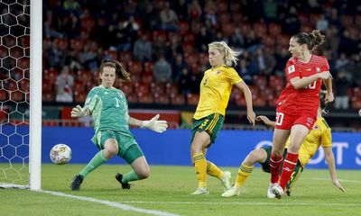 Humm’s last-gasp strike in extra time ends Wales’ World Cup dream