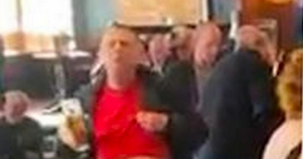 Traditional Boozer Traditional Brit boozer goes viral with video of…