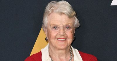 Angela Lansbury's last red carpet appearance: actress smiles with fellow screen veterans