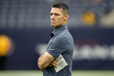 Texans GM Nick Caserio deflects talk about QB Davis Mills through five games