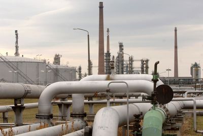 Leak detected in pipeline that brings Russian oil to Germany