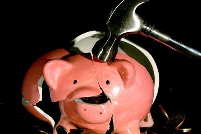 Pension scammers could use market volatility to strike, warns regulator