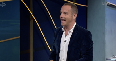 Martin Lewis issues dire warning to anyone over 40 after conversation with three women