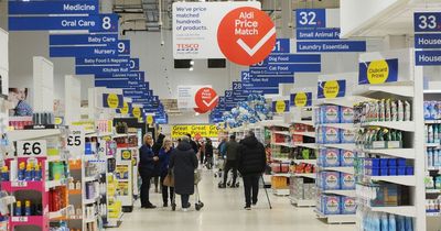 Tesco praised for 60p food charge as Asda and Sainsbury's also make change