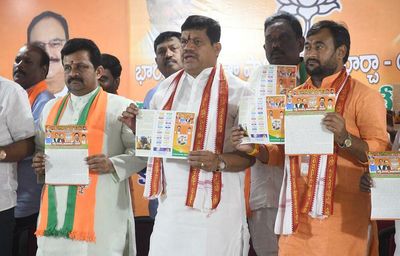 Andhra Pradesh: YSRCP govt. is mired in corruption, says BJP MP Bhola Singh