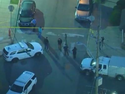 3 officers injured, suspect killed in Philadelphia shooting