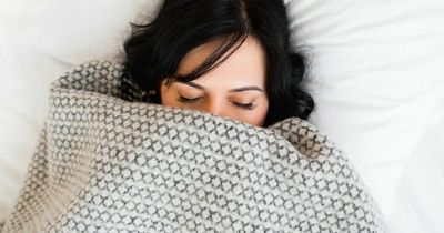 Savvy woman claims she rarely has to put heating on in bedroom thanks to blanket hack