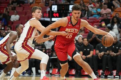 Rockets working to better integrate Alperen Sengun with starters