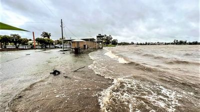 Stretched SES crews warn of disaster in regional towns with more rain on the way