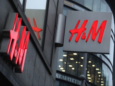H&M could soon charge you for returns