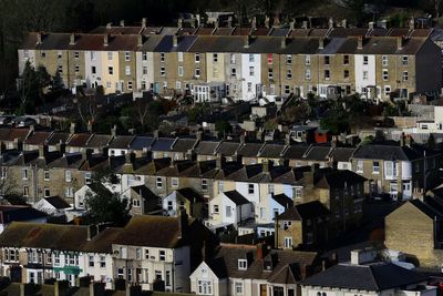 ‘Storm clouds gather’ over housing market as mortgage rates rise