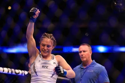 UFC Headliners Grasso, Araujo Enter Matchup With Tentative Title Aspirations