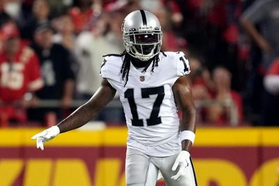 Raiders receiver Adams charged over photographer shove