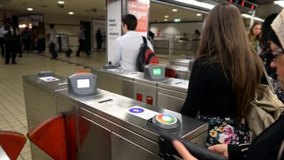 Rail union plans to switch off Opal card readers as part of industrial dispute