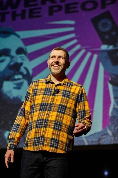 Dave Gorman at Hackney Empire review: feelgood standup that wears its intelligence lightly