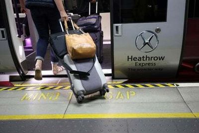 Fast-track airport check-in as Heathrow Express takes on Elizabeth line