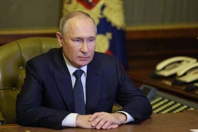 For the first time Putin is now receiving criticism from his own circle