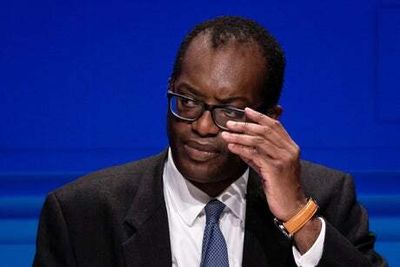London politics latest LIVE: Kwasi Kwarteng: I am ‘absolutely 100 per cent not going anywhere’