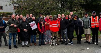 Hannah Bardell joins CWU picket line calling for fairer pay for postal workers