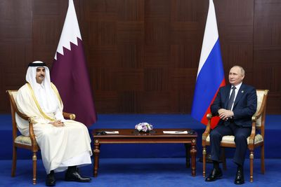 Qatari emir, Putin discuss Ukraine, energy markets and World Cup