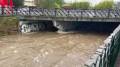 More wild weather and heavy rainfall expected for Victoria, New South Wales and Tasmania