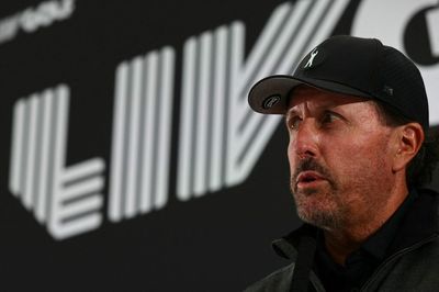 Phil Mickelson is back to his lying, manipulative ways and it’s sadly not a surprise at all