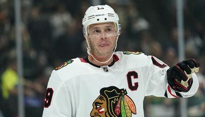 Jonathan Toews foreshadows revival season with strong performance in Blackhawks’ opener