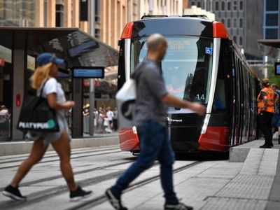 NSW tram faults known for two years: Labor