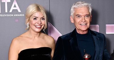 Holly Willoughby and Phillip Schofield have to join long queue at NTAs after Queuegate